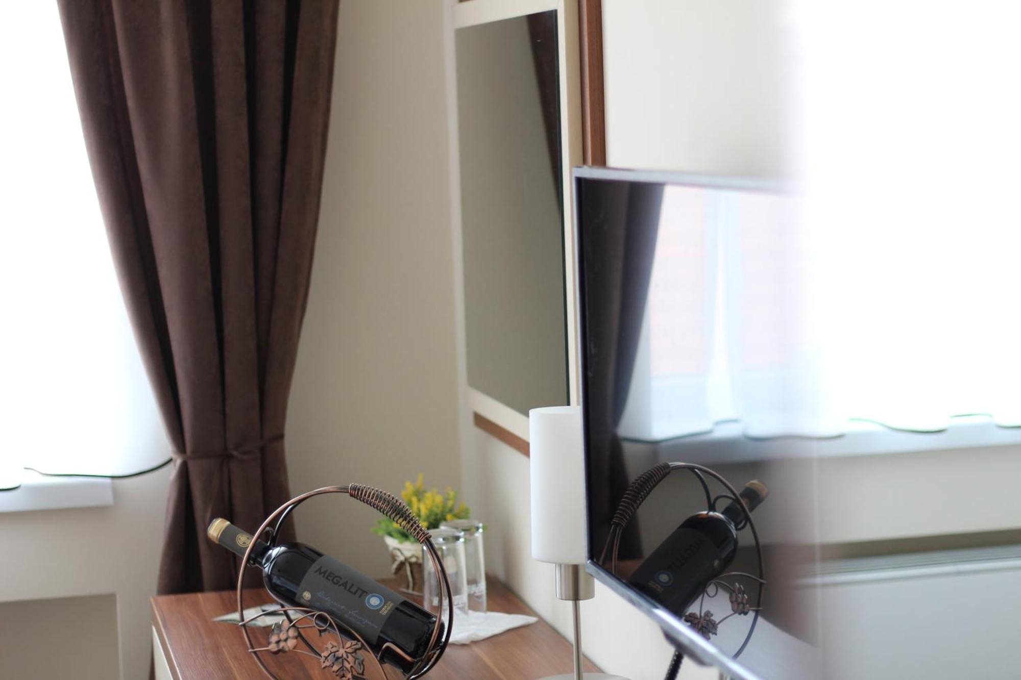 Family Hotel Bulgaria Kharmanli 외부 사진